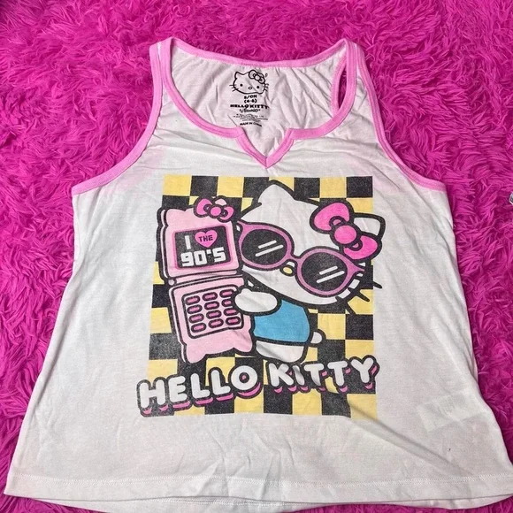 Hello Kitty Pajama Set Size Small - Picture 2 of 4